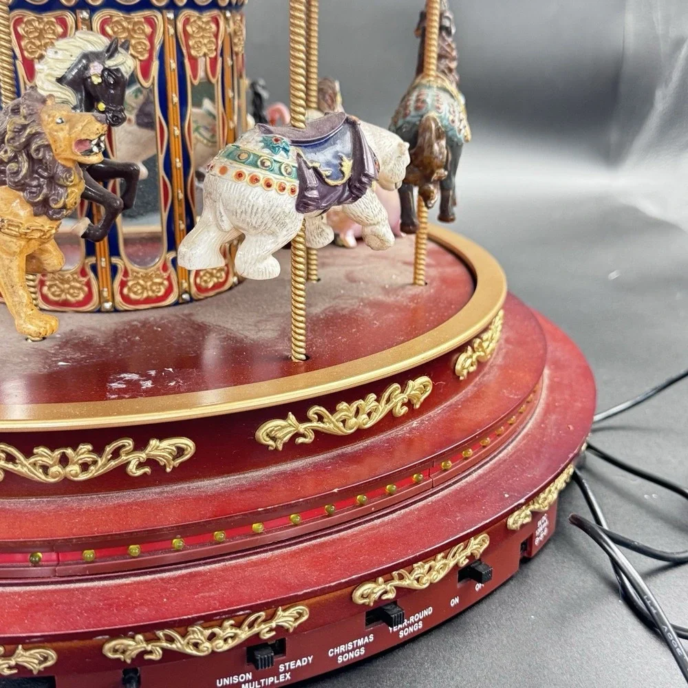 VTG Mr Christmas Royal Marquee Carousel Animated Lighted Musical Please READ